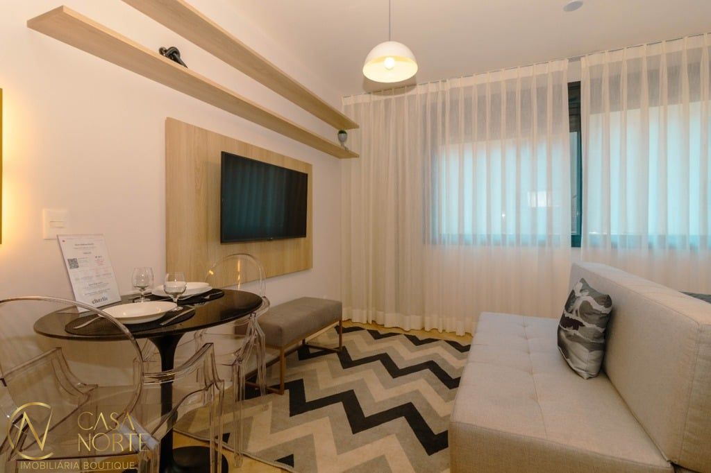 Apartamento à venda com 1 quarto, 28m², 1 suíte, 1 vaga, Tenente Coronel Fabricio Pillar no bairro Mont Serrat em Porto Alegre