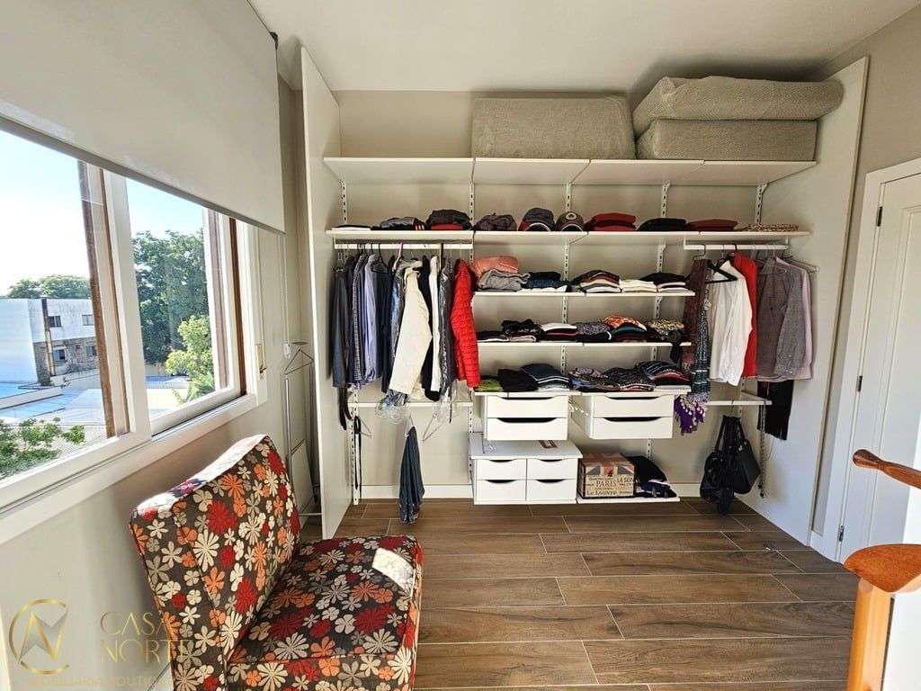 Apartamento à venda com 3 quartos, 166m², 1 suíte, 3 vagas, Carlos Von Koseritz no bairro São João em Porto Alegre