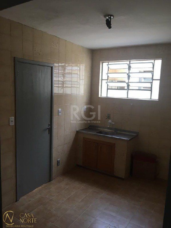 Apartamento à venda com 3 quartos, 85m², 1 vaga, Doutor Murtinho no bairro Bom Jesus em Porto Alegre