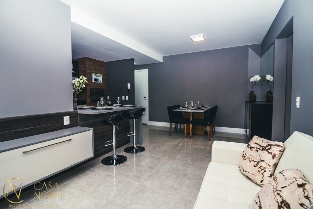 Apartamento à venda com 2 quartos, 67m², 1 suíte, 1 vaga, Monsenhor Veras no bairro Santana em Porto Alegre