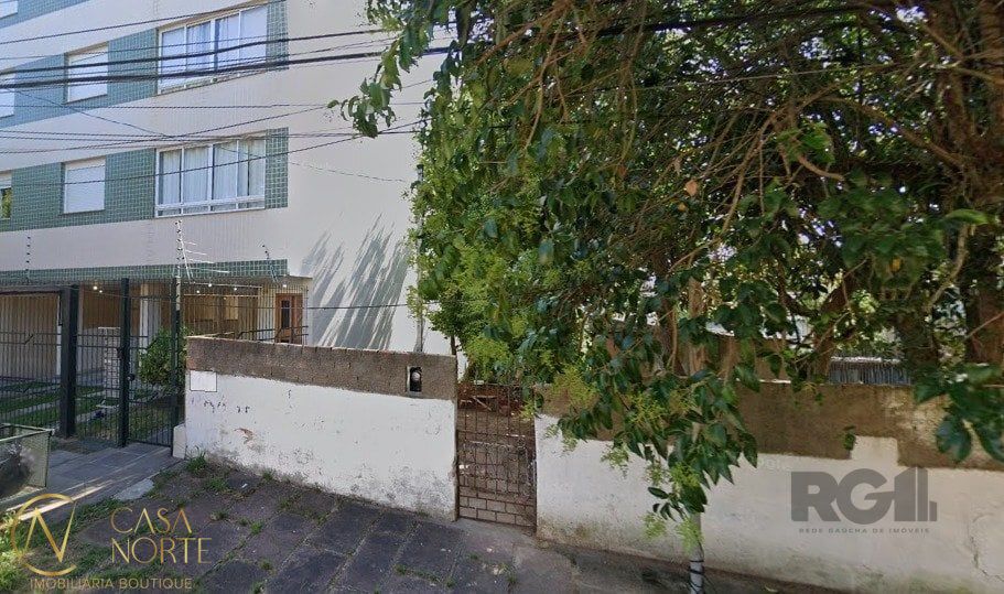 Terreno à venda , 304m², Bispo Sardinha no bairro Vila Ipiranga em Porto Alegre