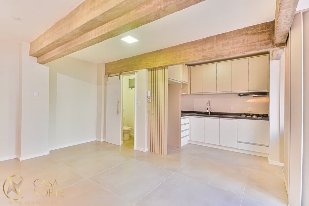 Apartamento à venda com 2 quartos, 72m², 1 vaga, Castro Alves no bairro Bom Fim em Porto Alegre