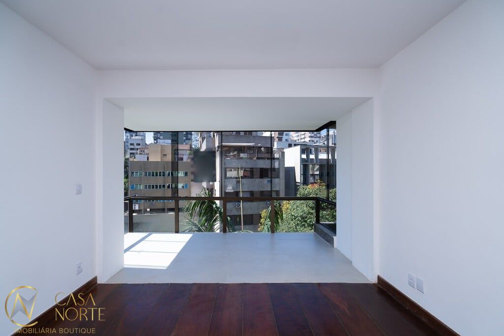 Cobertura à venda com 3 quartos, 244m², 1 suíte, 4 vagas, Germano Petersen Júnior no bairro Auxiliadora em Porto Alegre