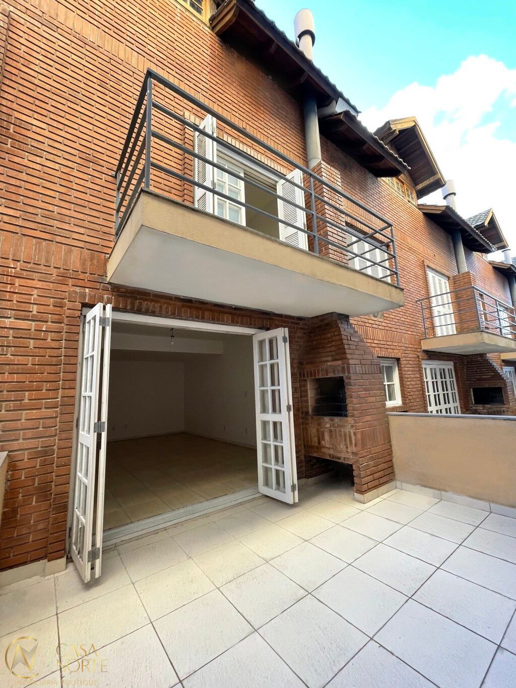 Casa de Condomínio à venda com 3 quartos, 170m², 1 suíte, 2 vagas, São Leopoldo no bairro Vila Jardim em Porto Alegre