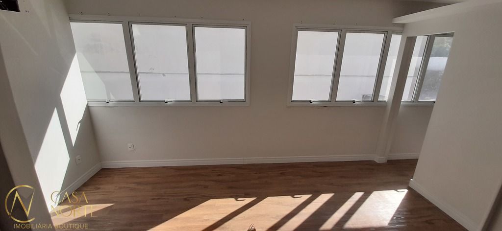 Sala Comercial à venda , 33m², 1 vaga, Visconde do Herval no bairro Menino Deus em Porto Alegre