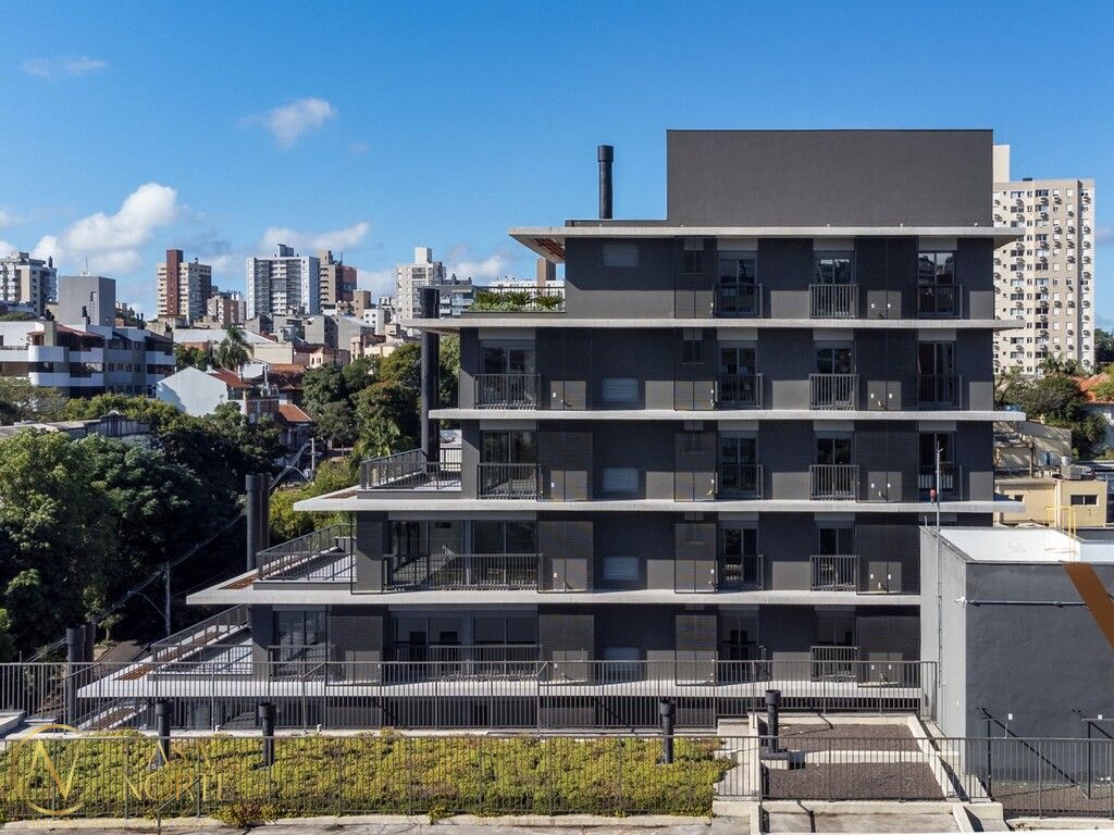 Apartamento Garden à venda com 1 quarto, 71m², 1 vaga, Jaime Teles no bairro Petrópolis em Porto Alegre