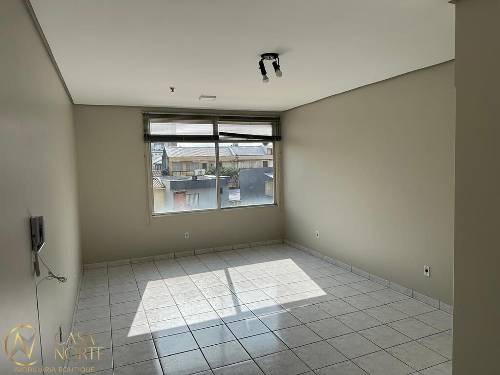 Sala Comercial à venda , 25m², Barão do Triunfo no bairro Azenha em Porto Alegre