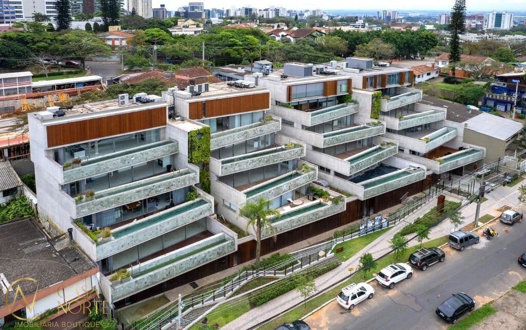 Apartamento à venda com 3 quartos, 374m², 3 suítes, 4 vagas, Carlos Huber no bairro Três Figueiras em Porto Alegre