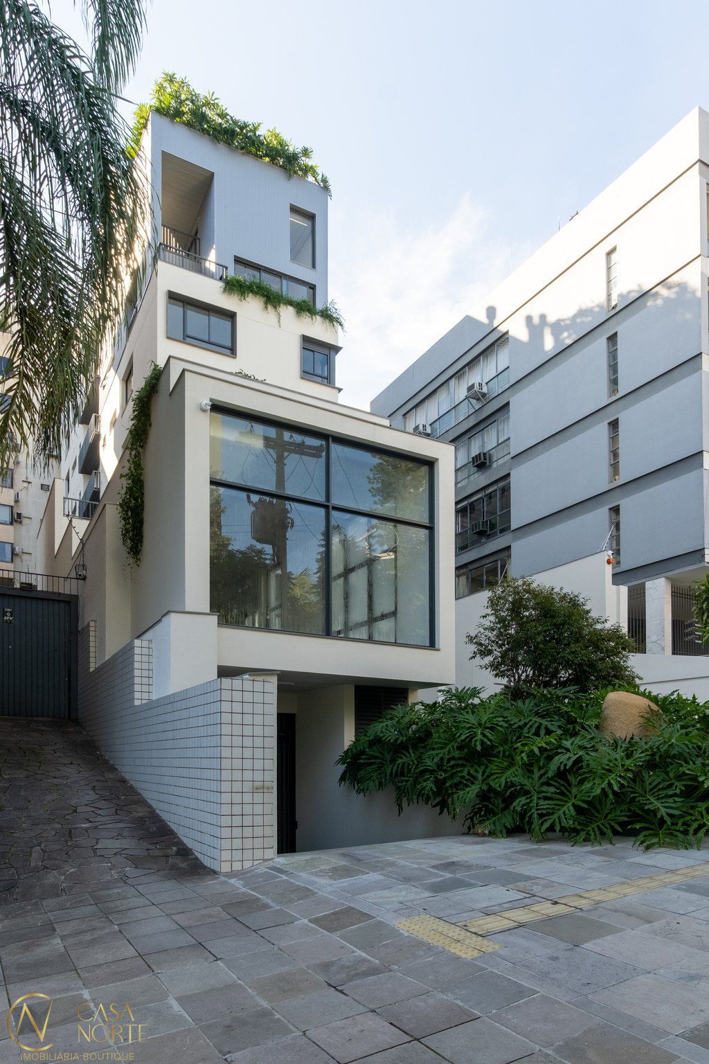 Apartamento à venda com 2 quartos, 87m², 2 suítes, 2 vagas, Coronel Bordini no bairro Auxiliadora em Porto Alegre