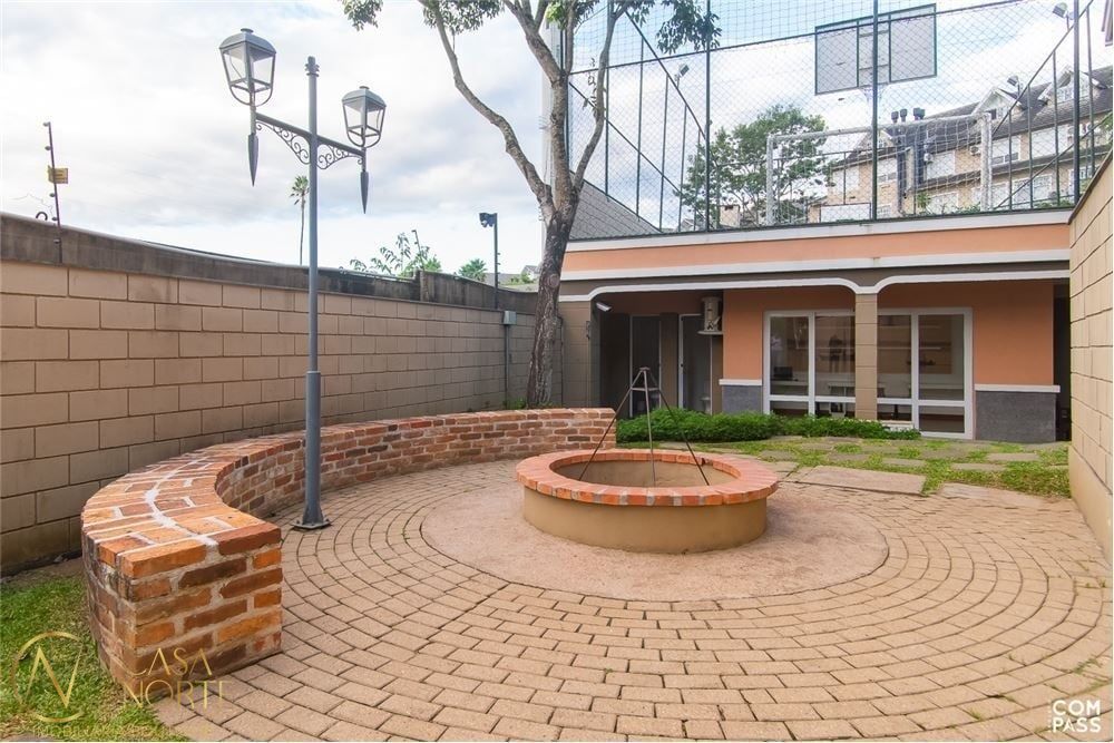 Casa de Condomínio à venda com 3 quartos, 252m², 3 suítes, 3 vagas, Attílio Bilibio no bairro Jardim Carvalho em Porto Alegre