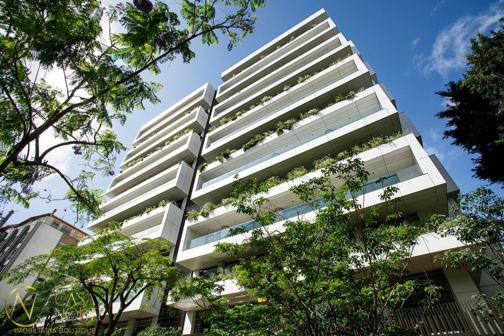 Apartamento à venda com 3 quartos, 387m², 3 suítes, 4 vagas, Luciana de Abreu no bairro Moinhos de Vento em Porto Alegre