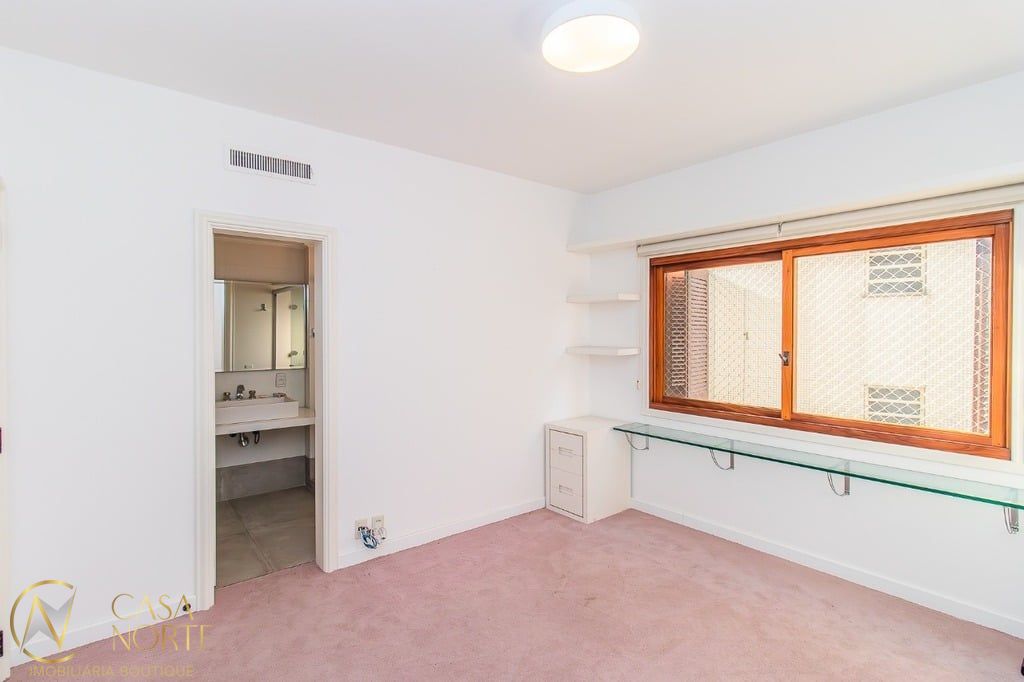 Apartamento à venda com 1 quarto, 309m², 3 suítes, 3 vagas, Artur Rocha no bairro Auxiliadora em Porto Alegre