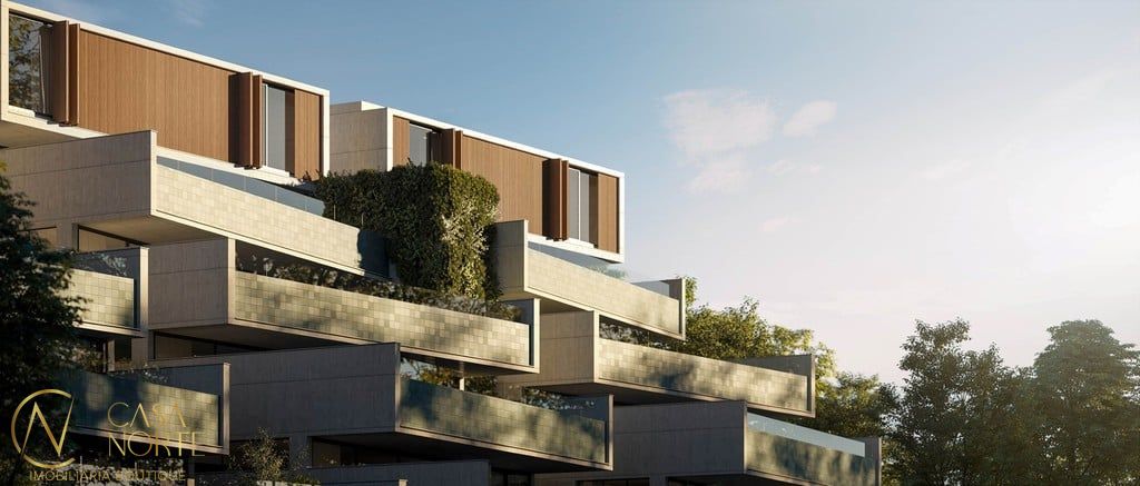 Apartamento Garden à venda com 3 quartos, 237m², 3 suítes, 3 vagas, Carlos Huber no bairro Três Figueiras em Porto Alegre