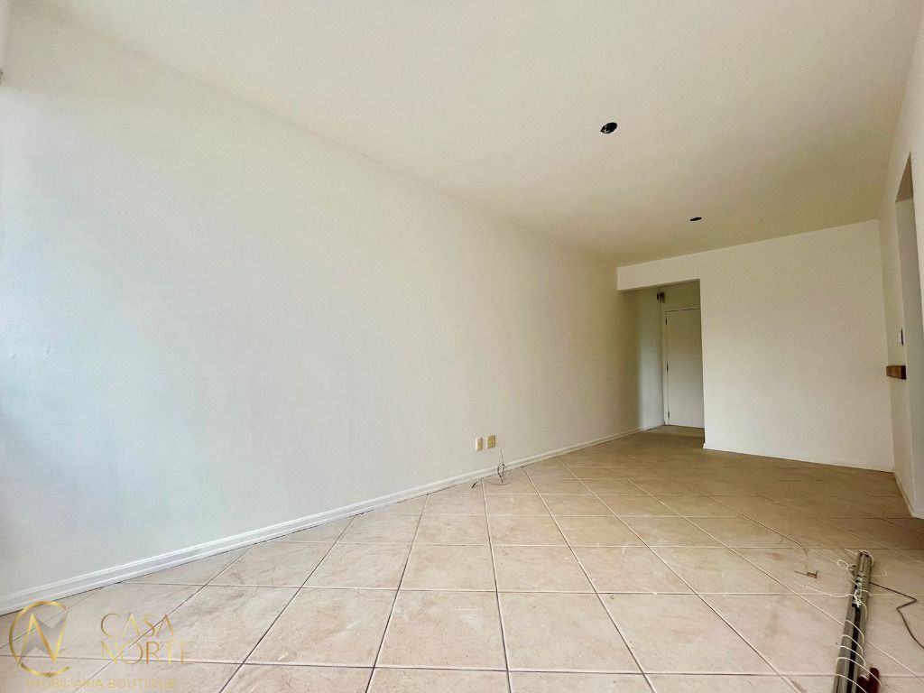 Apartamento à venda com 2 quartos, 60m², 1 vaga, Xavier da Cunha no bairro Nonoai em Porto Alegre