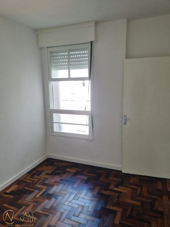 Apartamento à venda com 2 quartos, 48m², 1 vaga, Zeferino Dias no bairro Sarandi em Porto Alegre