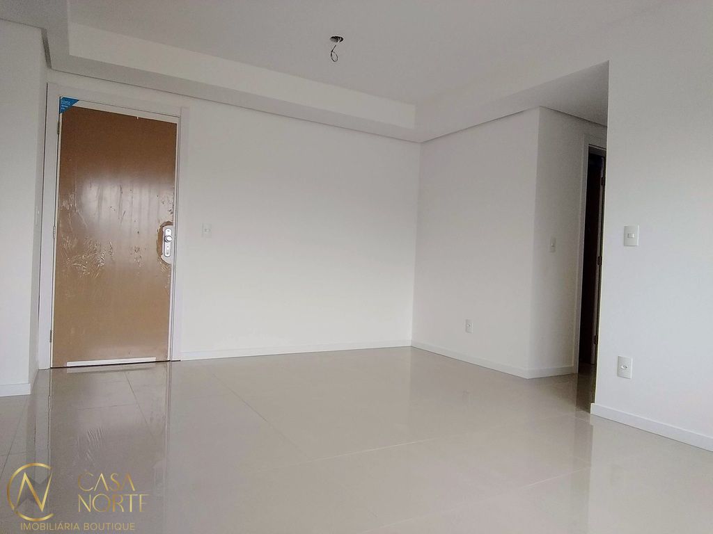 Apartamento à venda com 2 quartos, 59m², 1 suíte, 1 vaga, Luzitana no bairro Higienópolis em Porto Alegre