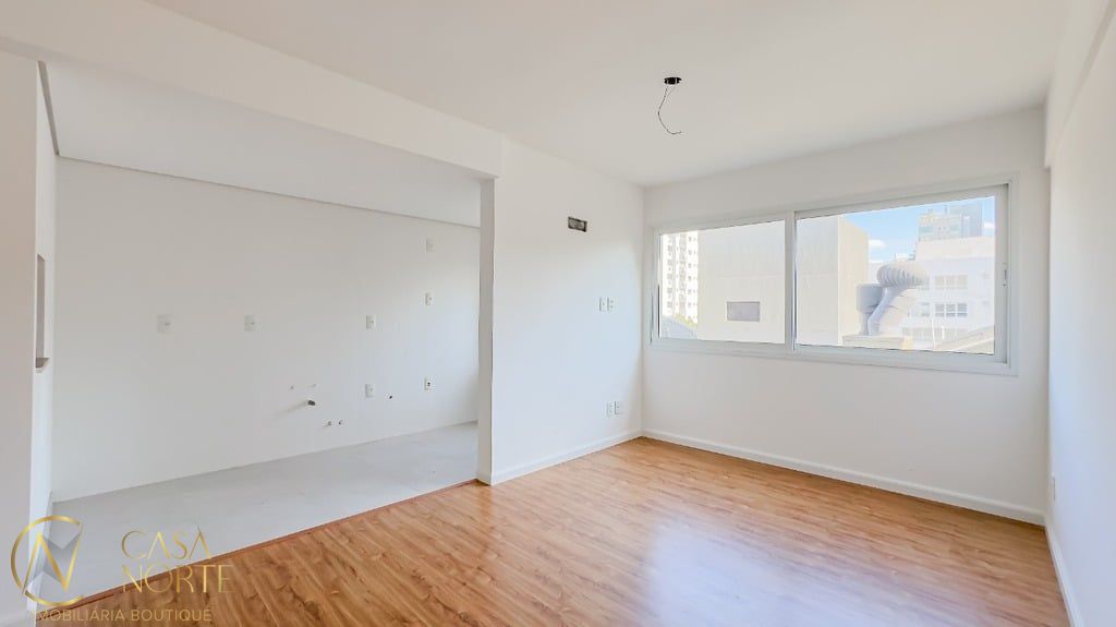 Apartamento à venda com 2 quartos, 65m², 1 suíte, 2 vagas, Luzitana no bairro Higienópolis em Porto Alegre