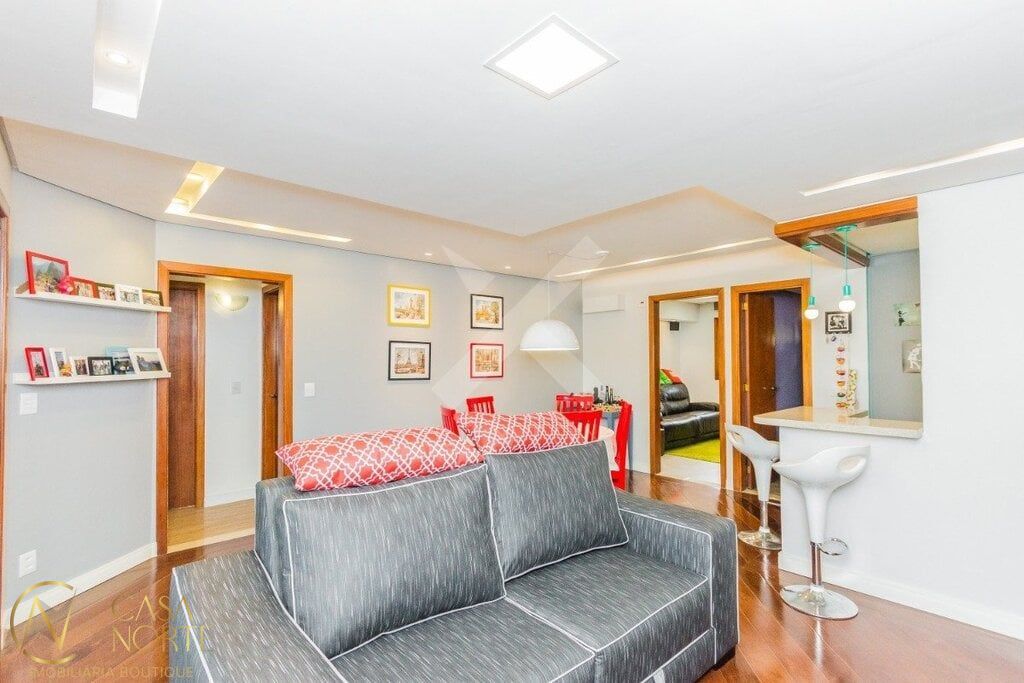 Apartamento à venda com 3 quartos, 132m², 1 suíte, 2 vagas, Pedro Chaves Barcelos no bairro Auxiliadora em Porto Alegre