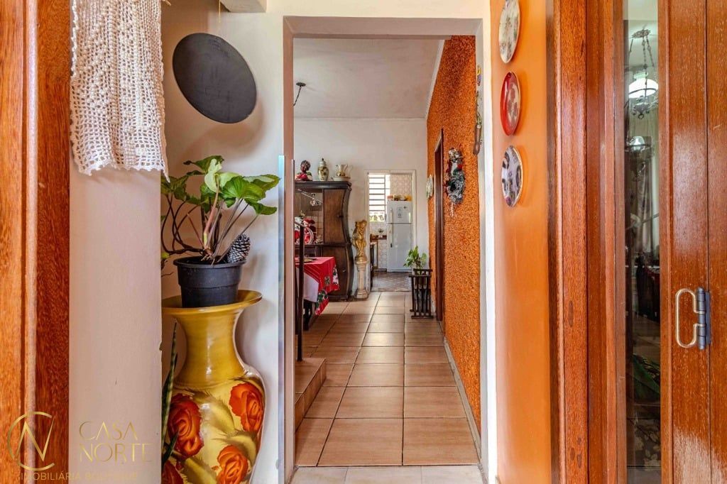 Casa à venda com 4 quartos, 250m², 3 vagas, Rua 25 de Julho no bairro São João em Porto Alegre