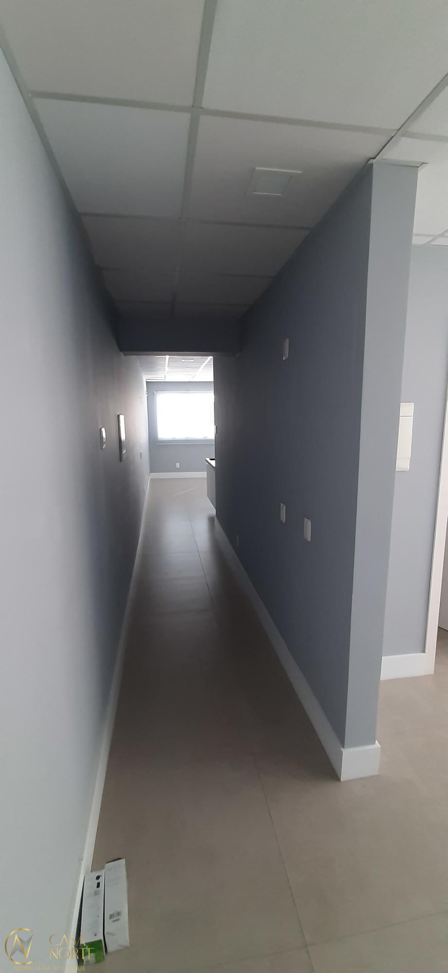 Sala Comercial à venda , 72m², 2 vagas, Visconde do Herval no bairro Menino Deus em Porto Alegre