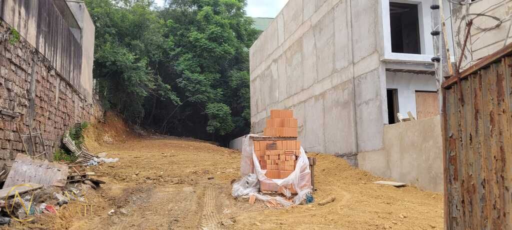 Terreno à venda , 370m², Matias José Bin no bairro Chácara das Pedras em Porto Alegre