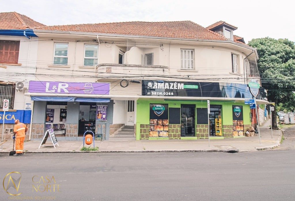 Prédio Residencial à venda , 69m², Benjamin Constant no bairro São João em Porto Alegre