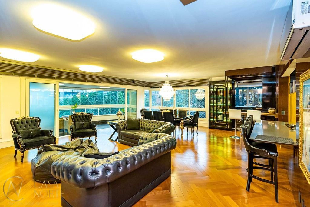 Apartamento à venda com 3 quartos, 223m², 3 suítes, 3 vagas, Cel. Bordini no bairro Bela Vista em Porto Alegre