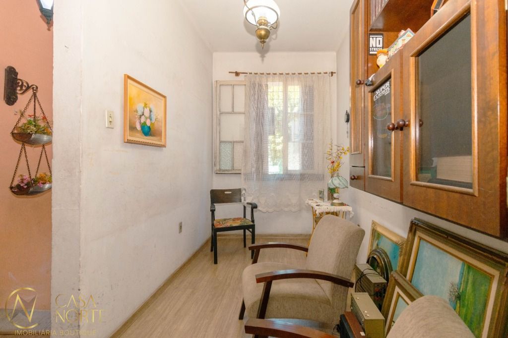 Casa à venda com 3 quartos, 130m², 2 vagas, Lima e Silva no bairro Cidade Baixa em Porto Alegre