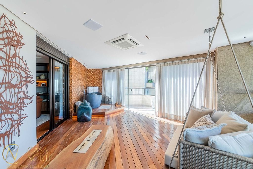Apartamento à venda com 4 quartos, 405m², 3 suítes, 4 vagas, Santo Inácio no bairro Moinhos de Vento em Porto Alegre