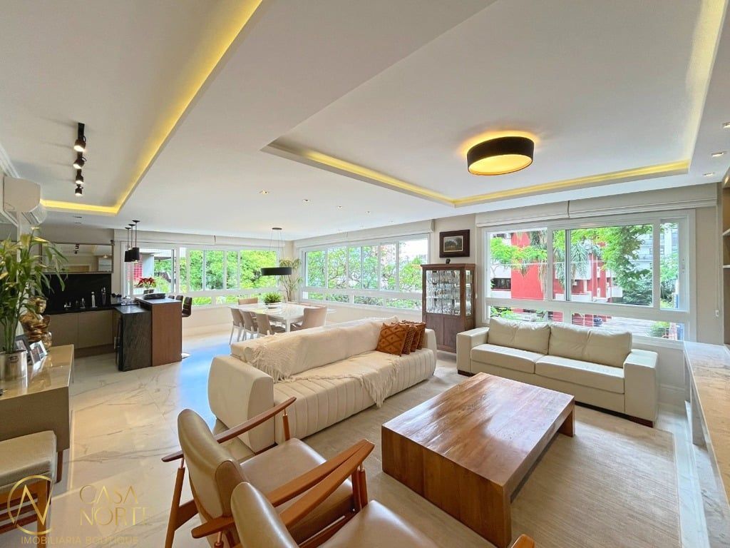 Apartamento à venda com 3 quartos, 170m², 3 suítes, 3 vagas, Lageado no bairro Petrópolis em Porto Alegre