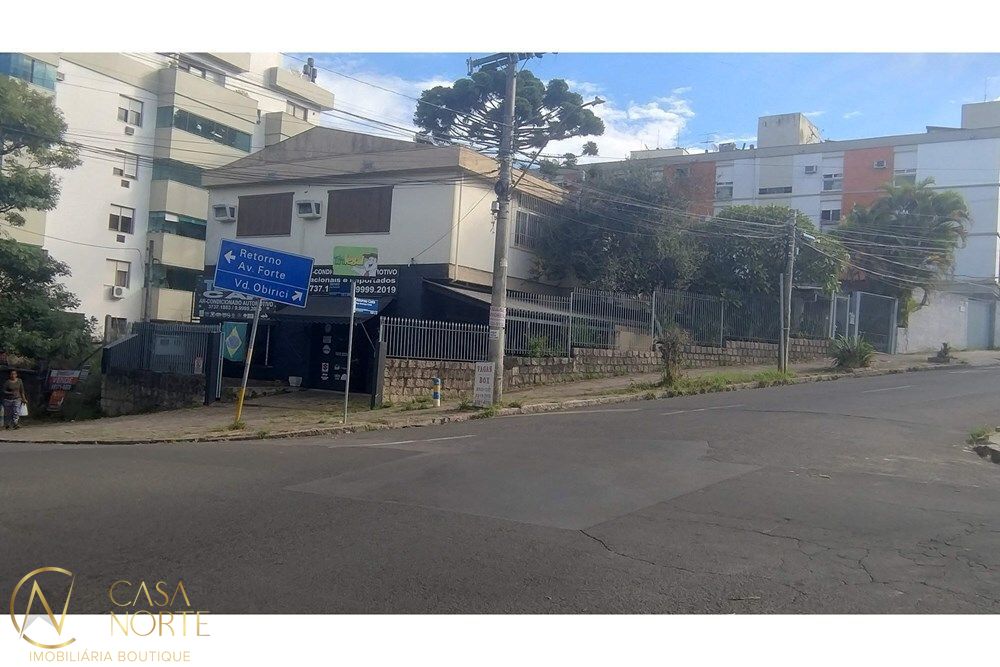 Prédio Residencial à venda , 840m², Bernardi no bairro Cristo Redentor em Porto Alegre