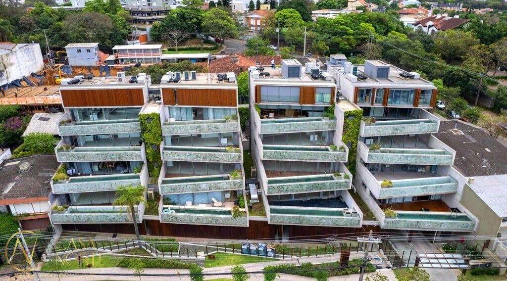 Apartamento à venda com 3 quartos, 374m², 3 suítes, 4 vagas, Carlos Huber no bairro Três Figueiras em Porto Alegre