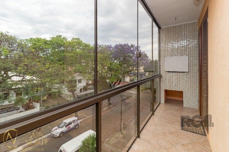 Apartamento à venda com 2 quartos, 75m², 1 vaga, Comendador Albino Cunha no bairro Cristo Redentor em Porto Alegre