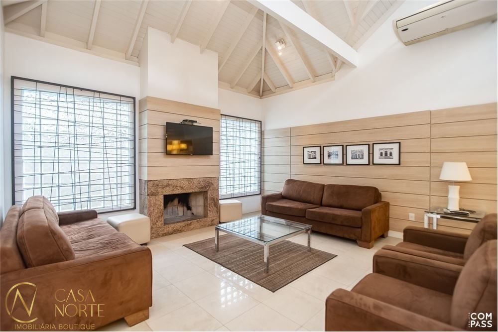 Casa de Condomínio à venda com 3 quartos, 252m², 3 suítes, 3 vagas, Attílio Bilibio no bairro Jardim Carvalho em Porto Alegre