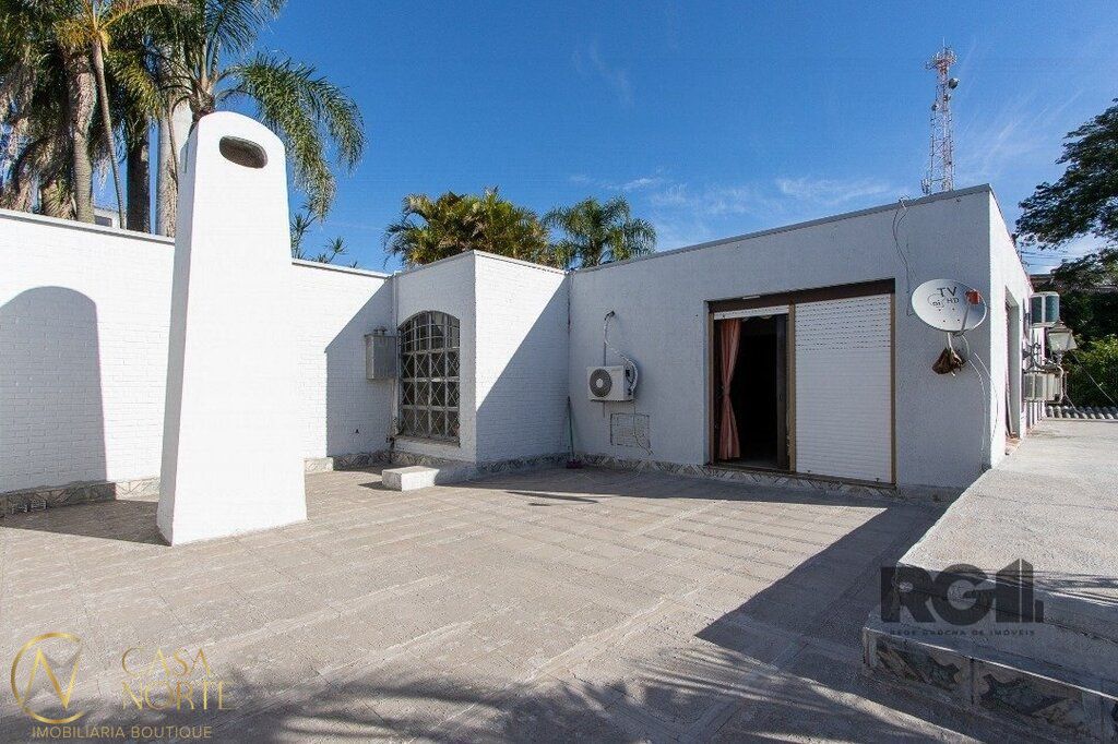 Casa à venda com 3 quartos, 580m², 1 suíte, 3 vagas, Silveiro no bairro Santa Tereza em Porto Alegre
