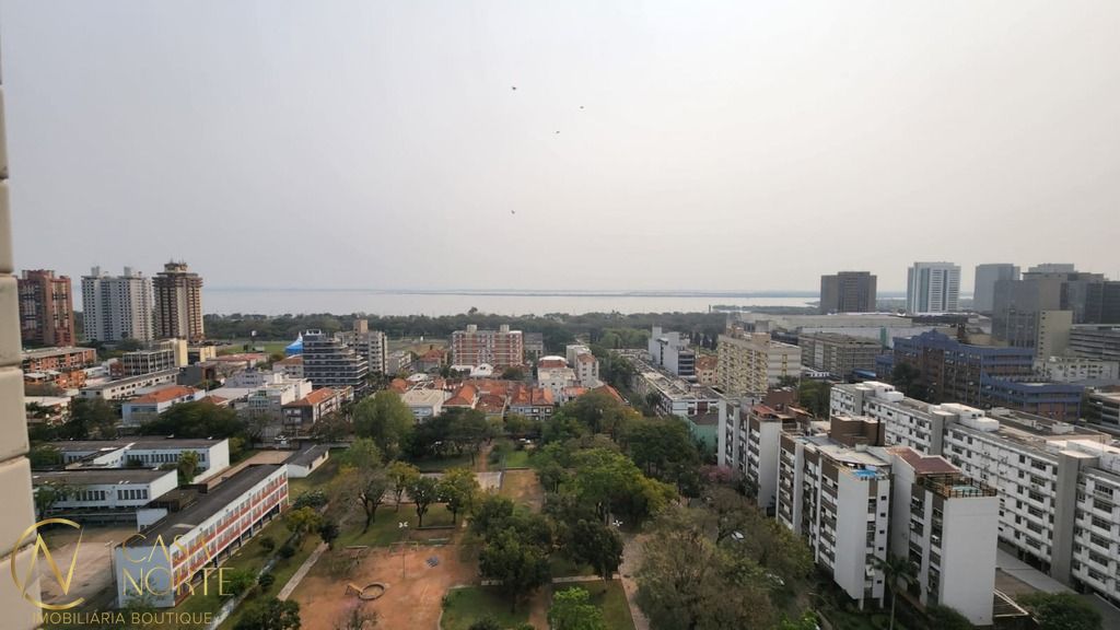 Apartamento à venda com 3 quartos, 206m², 3 suítes, 3 vagas, Visconde do Herval no bairro Menino Deus em Porto Alegre