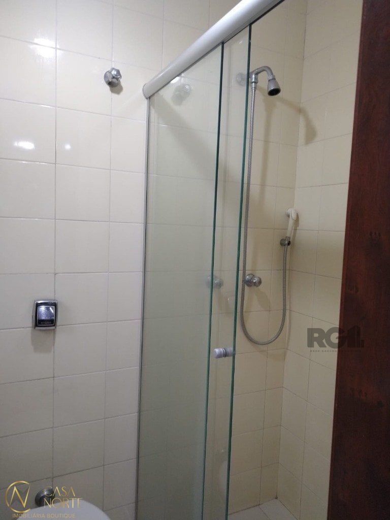 Cobertura à venda com 3 quartos, 148m², 1 suíte, 2 vagas, Octávio de Souza no bairro Teresópolis em Porto Alegre