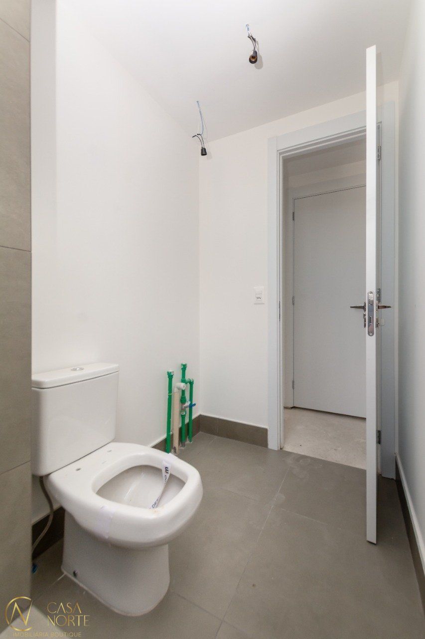 Apartamento à venda com 3 quartos, 116m², 1 suíte, 2 vagas, Rua Santa Cecília no bairro Rio Branco em Porto Alegre