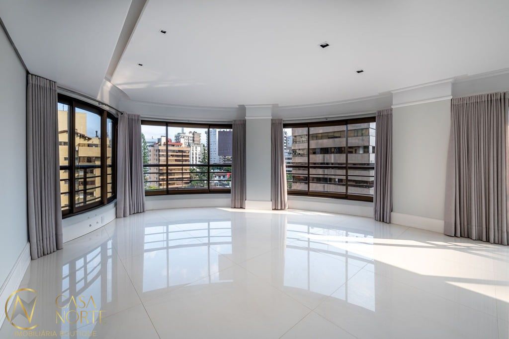 Apartamento à venda com 4 quartos, 373m², 4 suítes, 4 vagas, Comendador Rheingantz no bairro Bela Vista em Porto Alegre