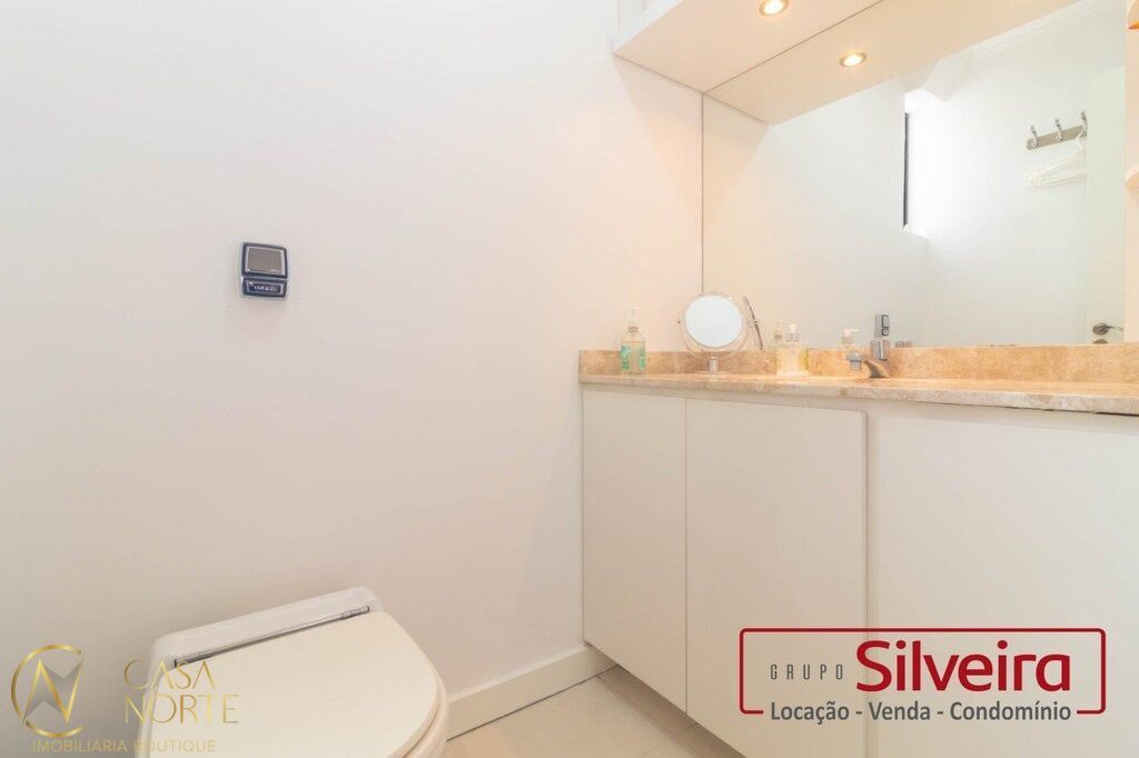 Sala Comercial à venda , 55m², 1 vaga, Quintino Boucaiva no bairro Rio Branco em Porto Alegre