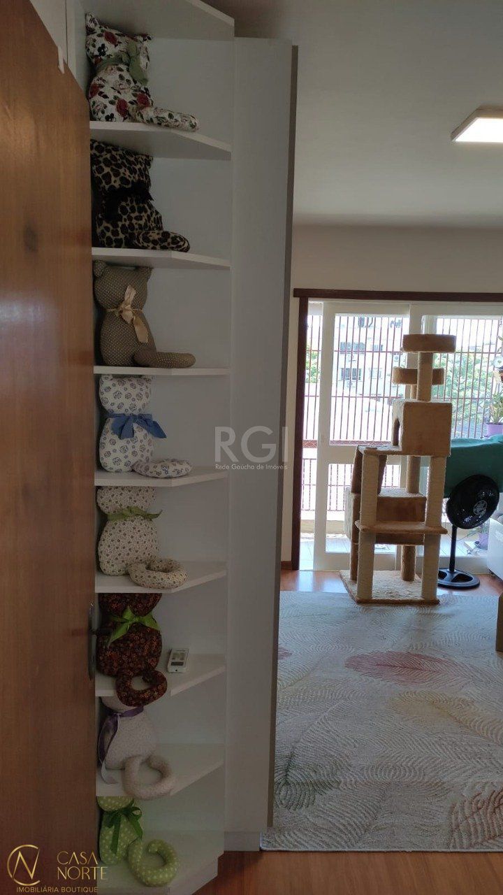 Apartamento à venda com 2 quartos, 76m², Rua Guilherme Alves no bairro Partenon em Porto Alegre