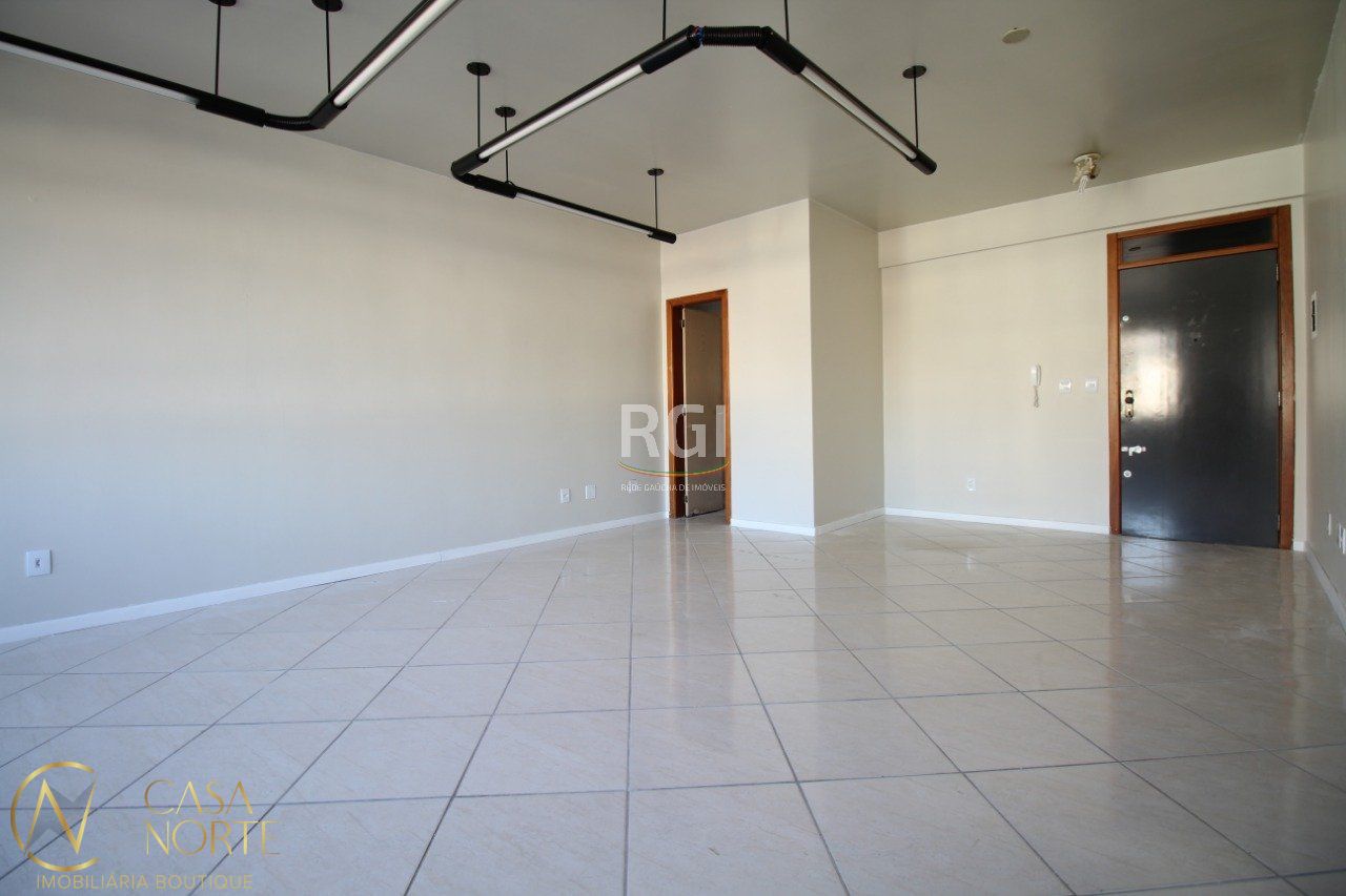 Sala Comercial à venda com 1 quarto, 38m², Avenida Benjamin Constant no bairro São João em Porto Alegre