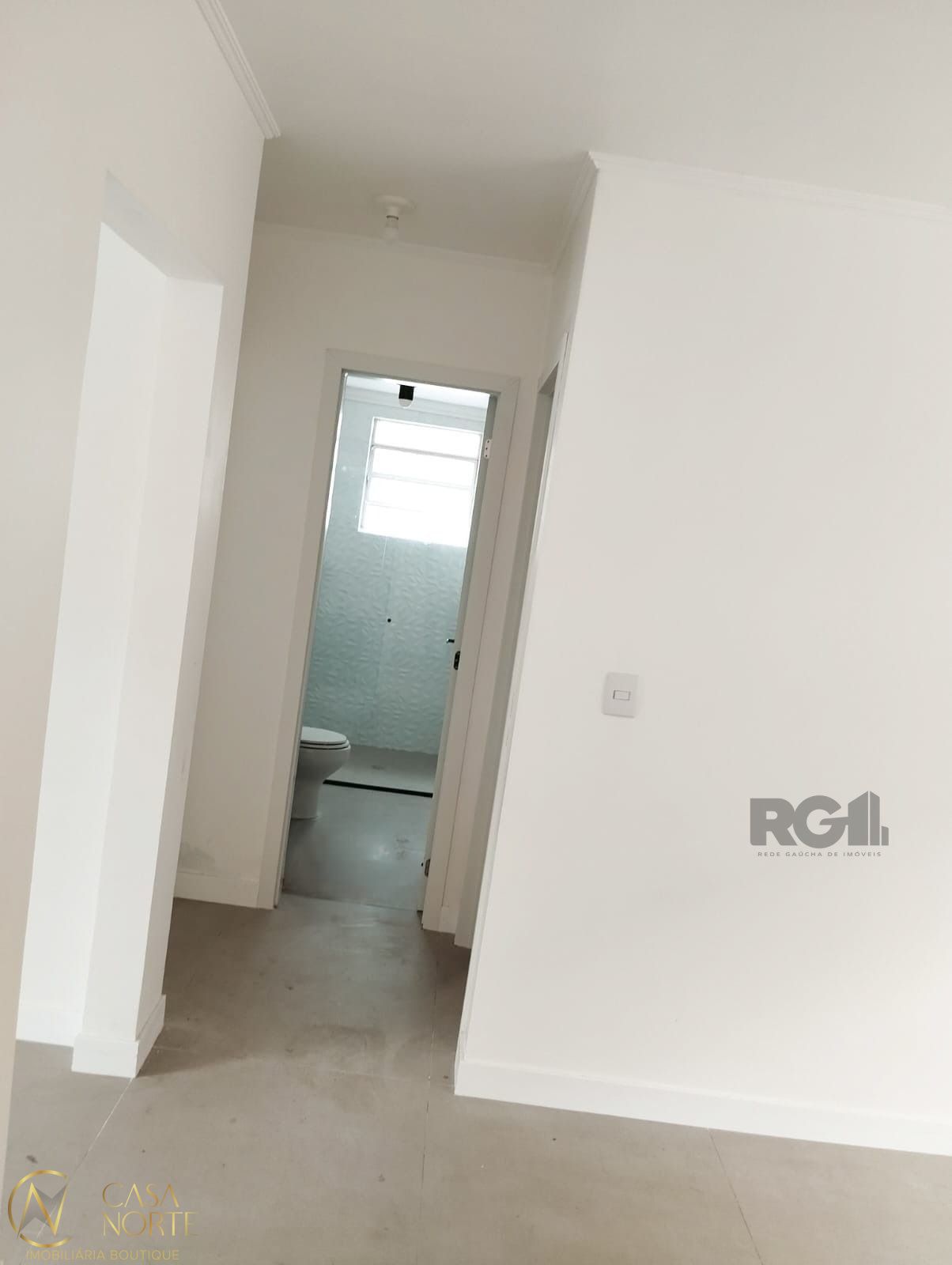 Apartamento à venda com 2 quartos, 51m², 1 vaga, Rua Engenheiro Fernando de Abreu Pereira no bairro Sarandi em Porto Alegre
