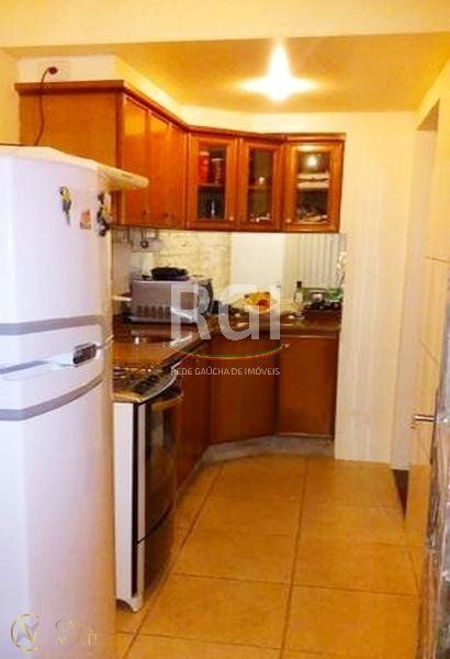 Prédio Comercial à venda com 3 quartos, 108m², 1 suíte, 10 vagas, Rua Tobias Barreto no bairro Partenon em Porto Alegre