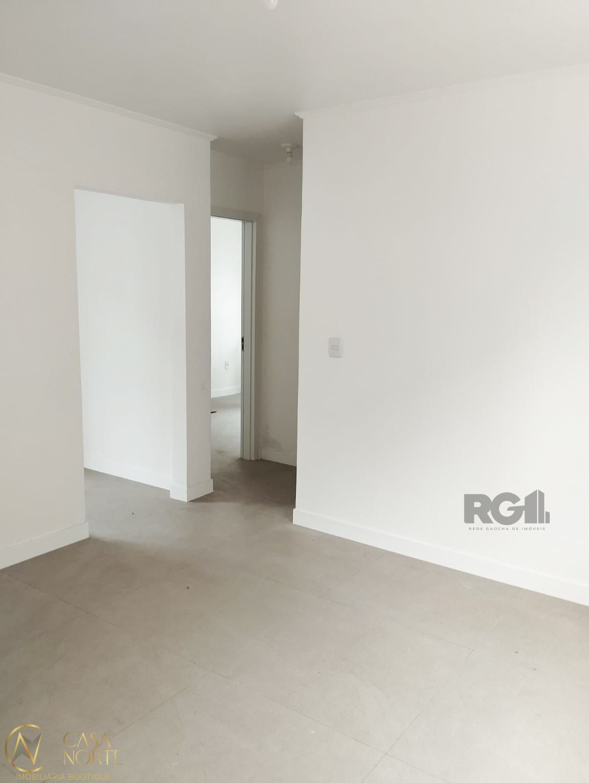 Apartamento à venda com 2 quartos, 51m², 1 vaga, Rua Engenheiro Fernando de Abreu Pereira no bairro Sarandi em Porto Alegre