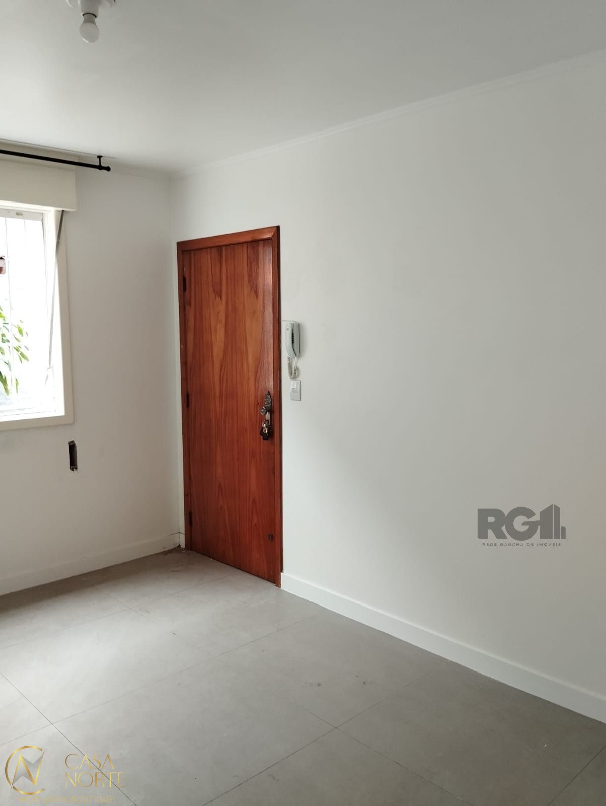 Apartamento à venda com 2 quartos, 51m², 1 vaga, Rua Engenheiro Fernando de Abreu Pereira no bairro Sarandi em Porto Alegre