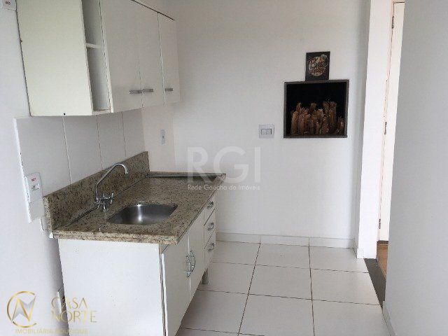 Apartamento à venda com 2 quartos, 50m², 1 suíte, 1 vaga, Rua Airton Ferreira da Silva no bairro Farrapos em Porto Alegre