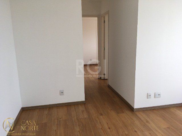 Apartamento à venda com 2 quartos, 50m², 1 suíte, 1 vaga, Rua Airton Ferreira da Silva no bairro Farrapos em Porto Alegre