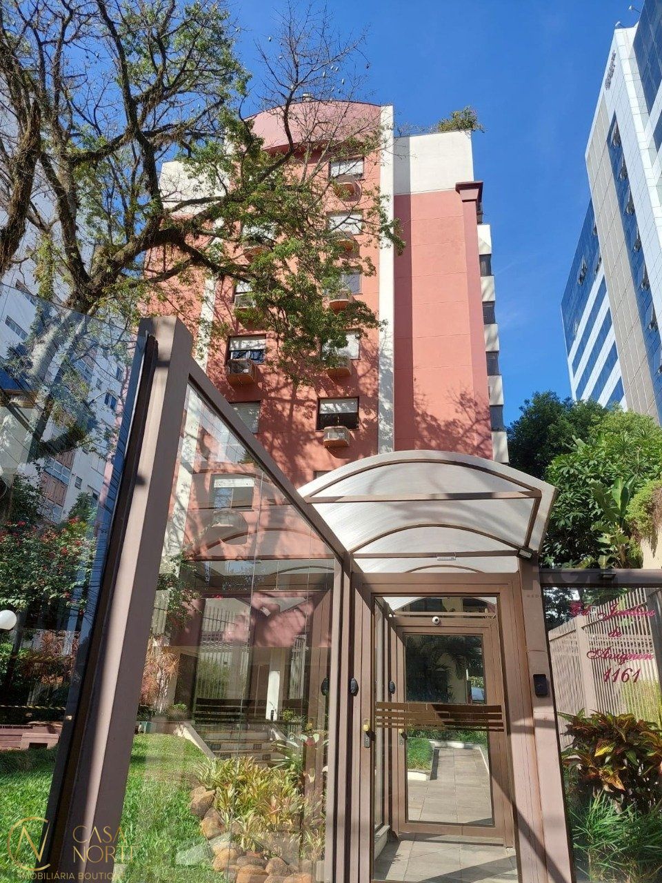 Apartamento à venda com 3 quartos, 84m², 1 suíte, 2 vagas, Rua Anita Garibaldi no bairro Mont Serrat em Porto Alegre