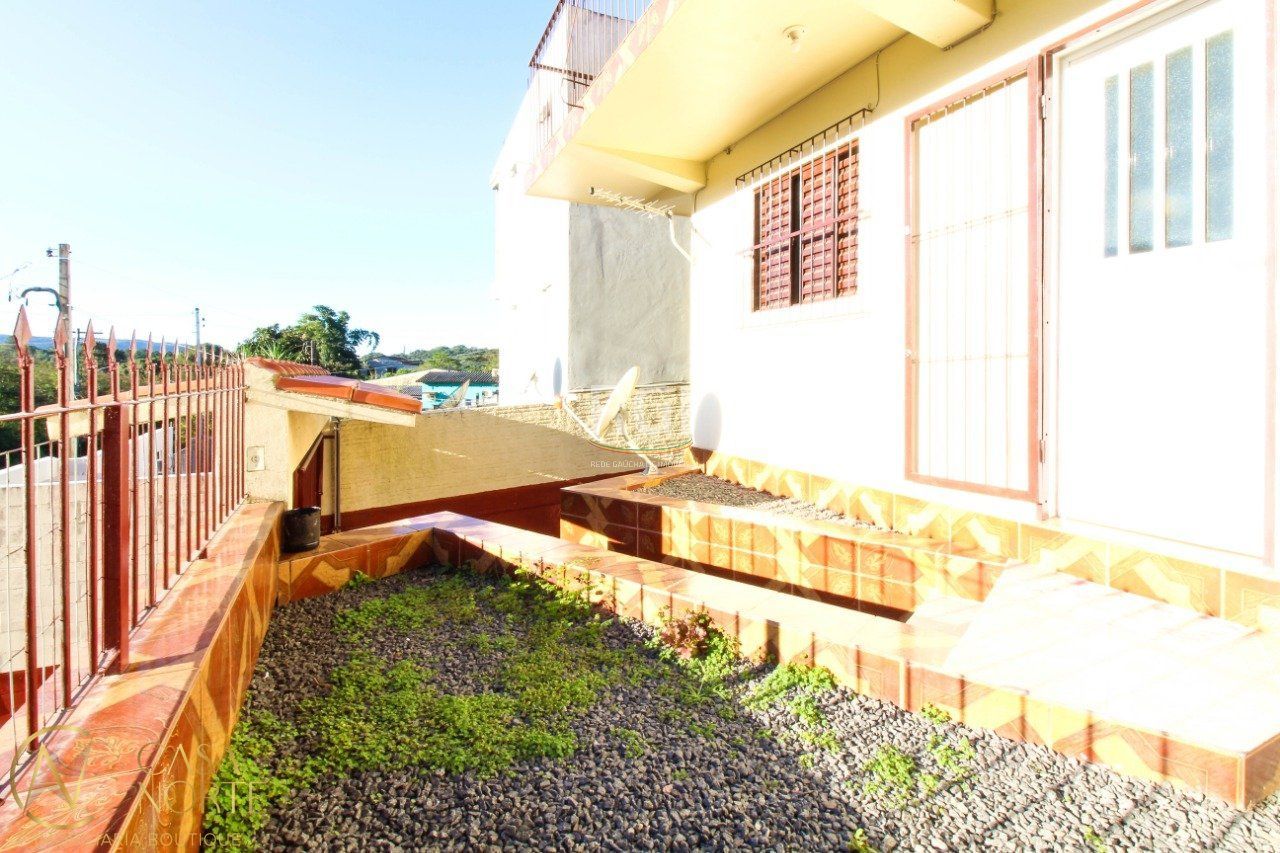 Prédio Comercial à venda , 350m², Estrada Pedreira I no bairro Lomba do Pinheiro em Porto Alegre